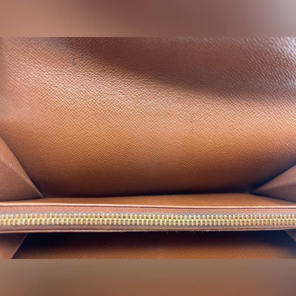Louis Vuitton Monogram Long Wallet - Picture 8 of 13